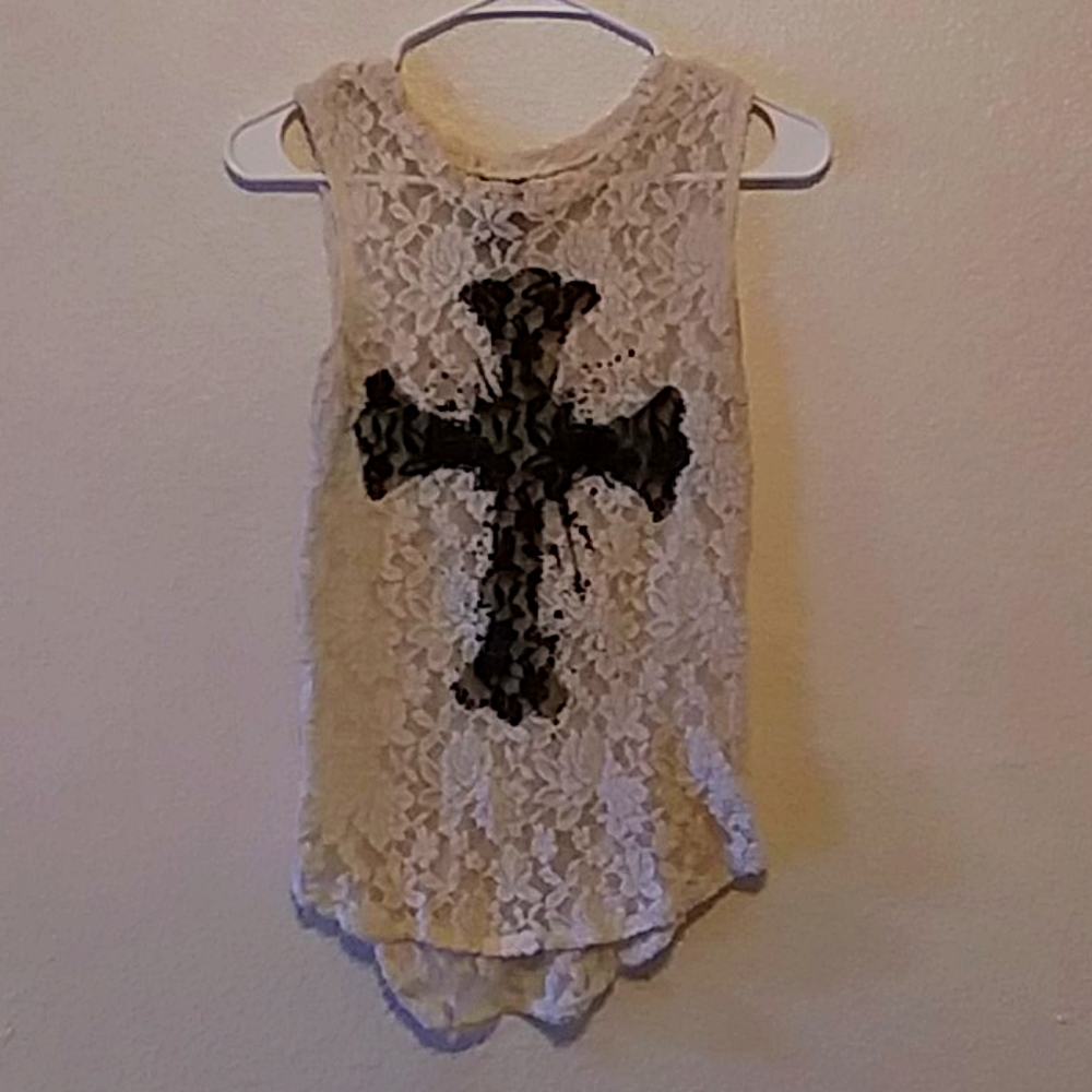 Lace cross tank sz S